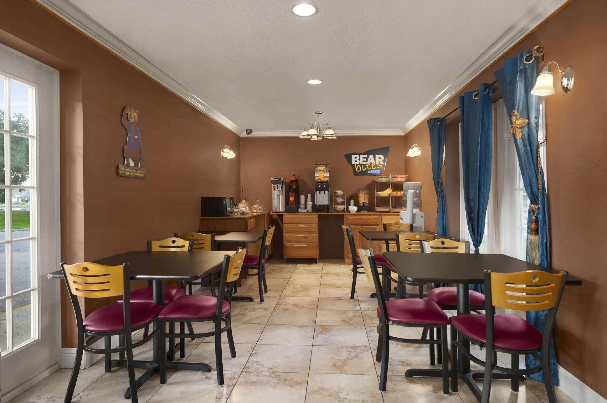 Quality Inn Ocean Springs Exteriör bild