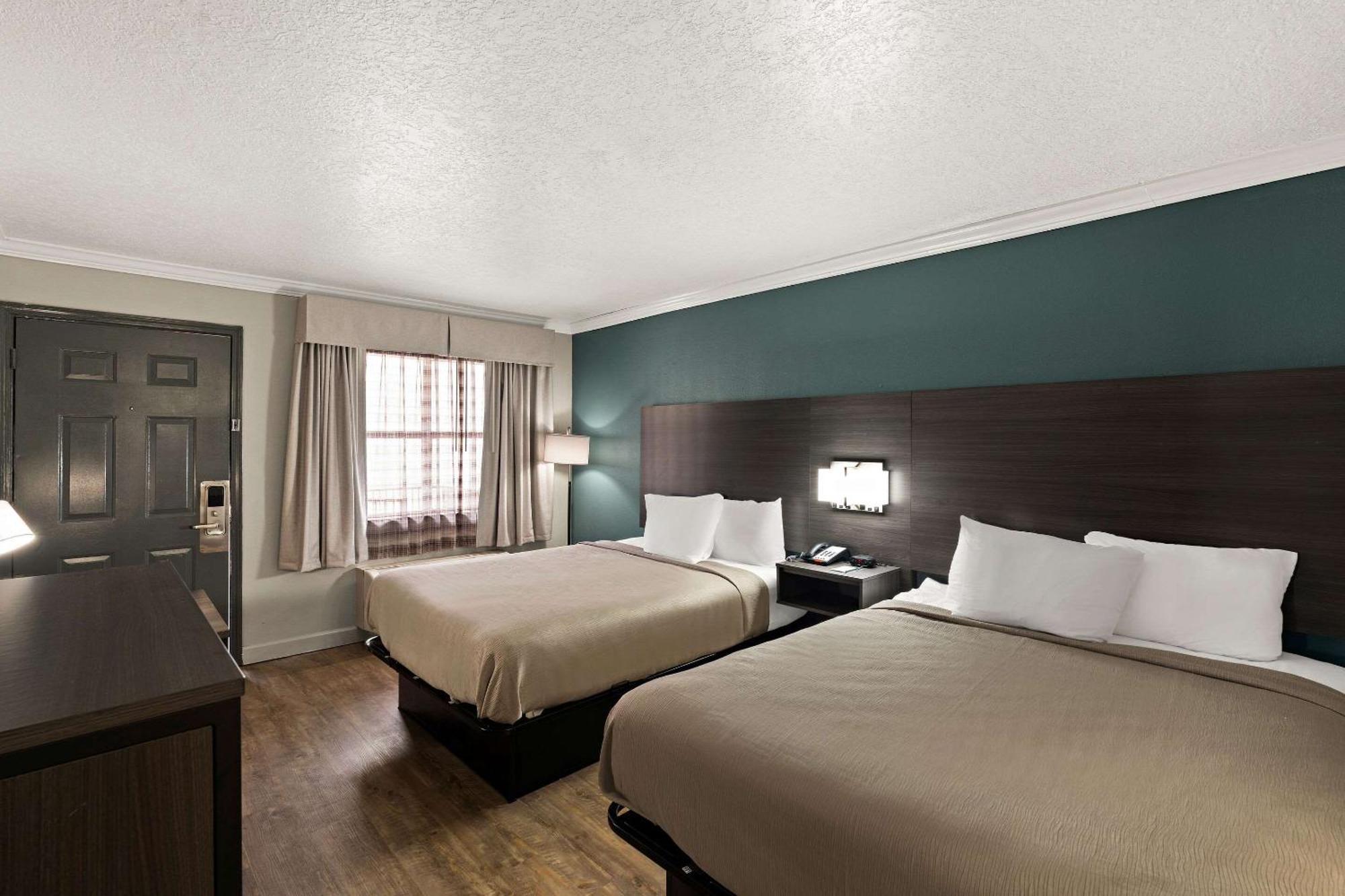 Quality Inn Ocean Springs Exteriör bild