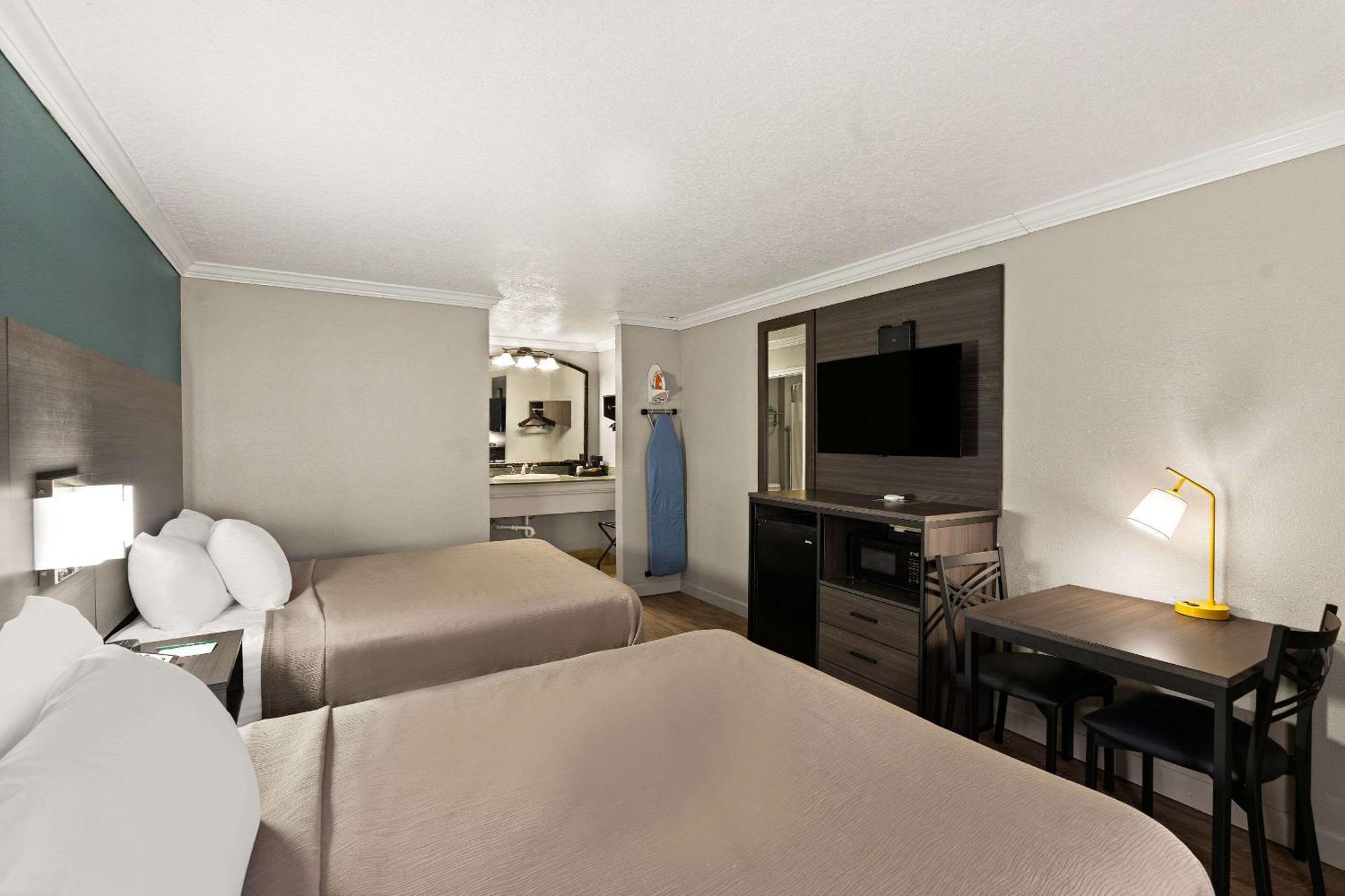 Quality Inn Ocean Springs Exteriör bild
